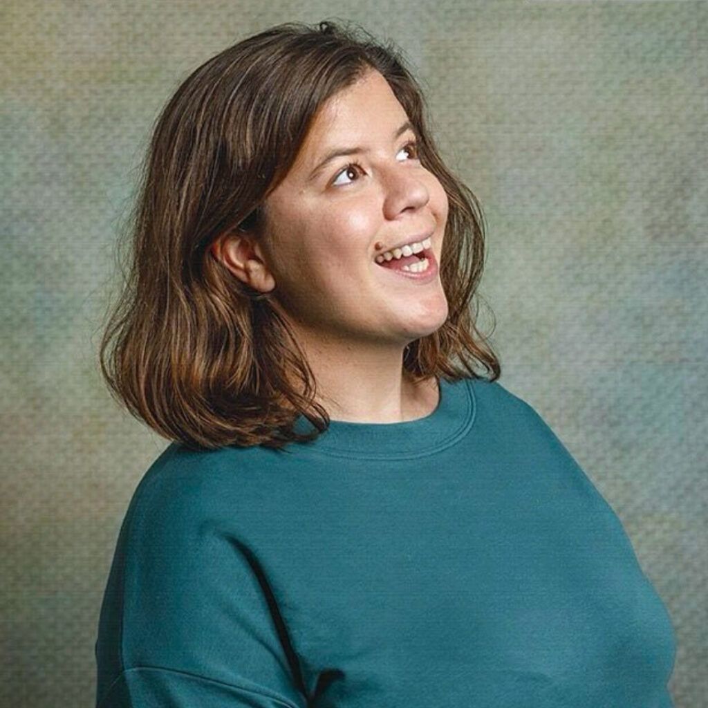 Delia Santana - Stand Up